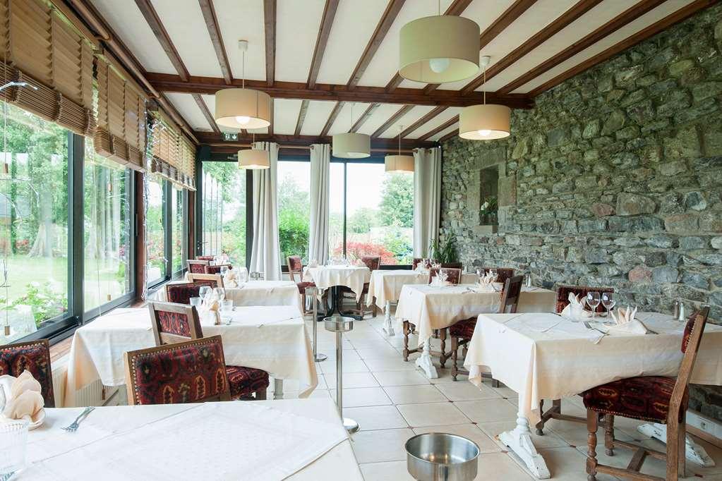 Отель Manoir De La Roche Torin, The Originals Relais Courtils Ресторан фото
